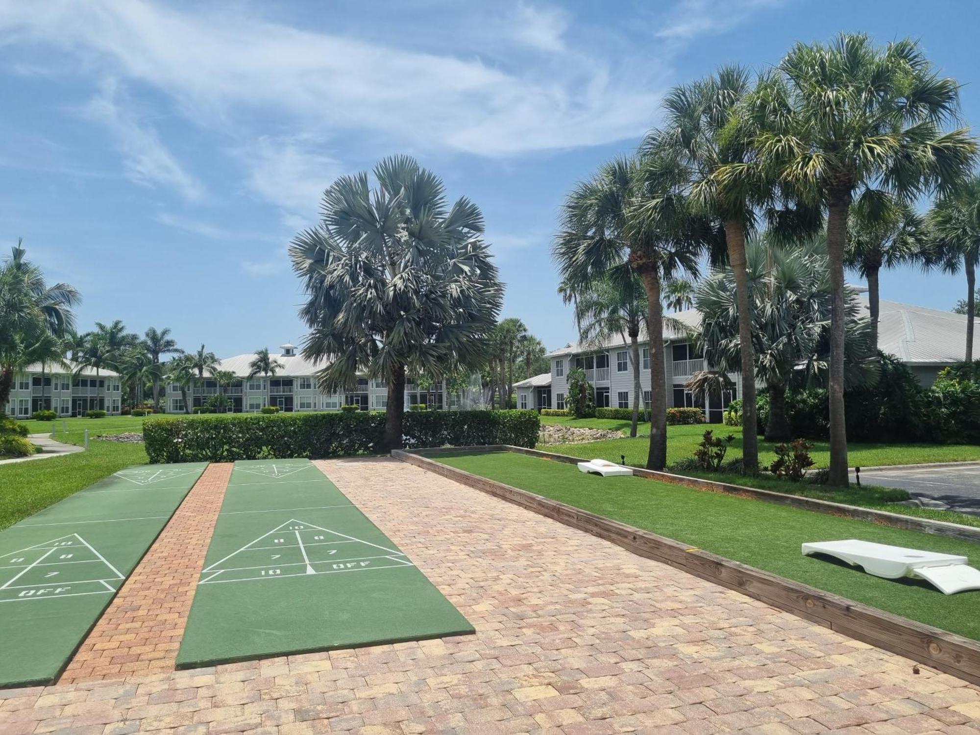 Stunning 2-Bedroom Plus Den Condo In Greenlinks Resort North North Naples Esterno foto
