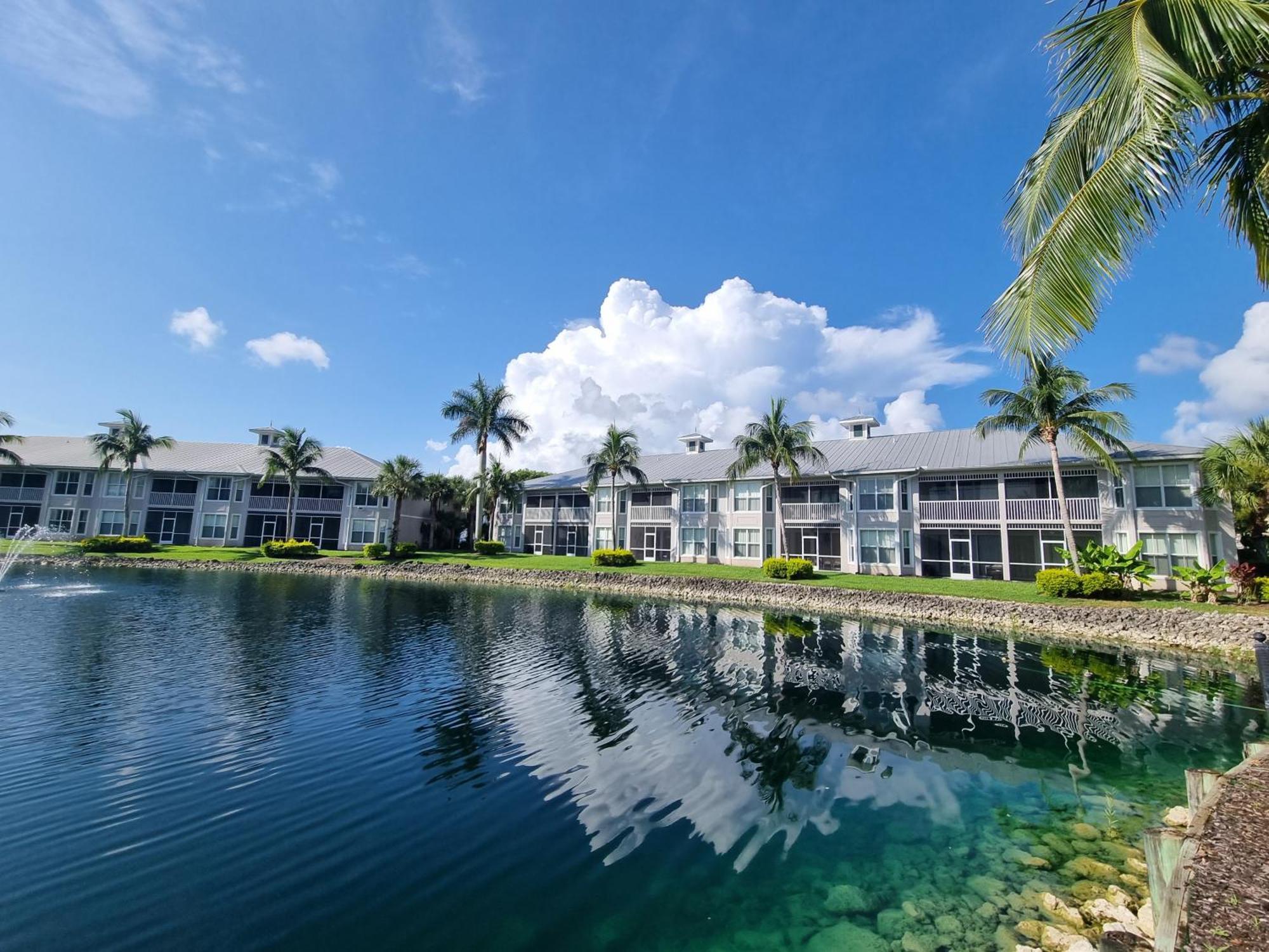 Stunning 2-Bedroom Plus Den Condo In Greenlinks Resort North North Naples Esterno foto