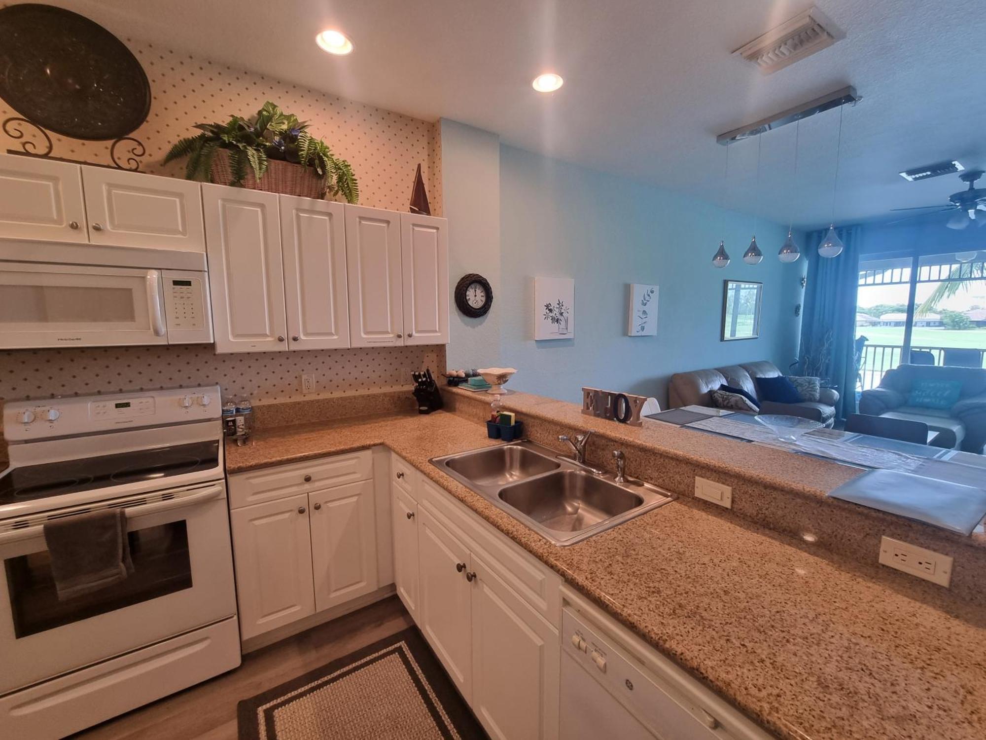 Stunning 2-Bedroom Plus Den Condo In Greenlinks Resort North North Naples Esterno foto
