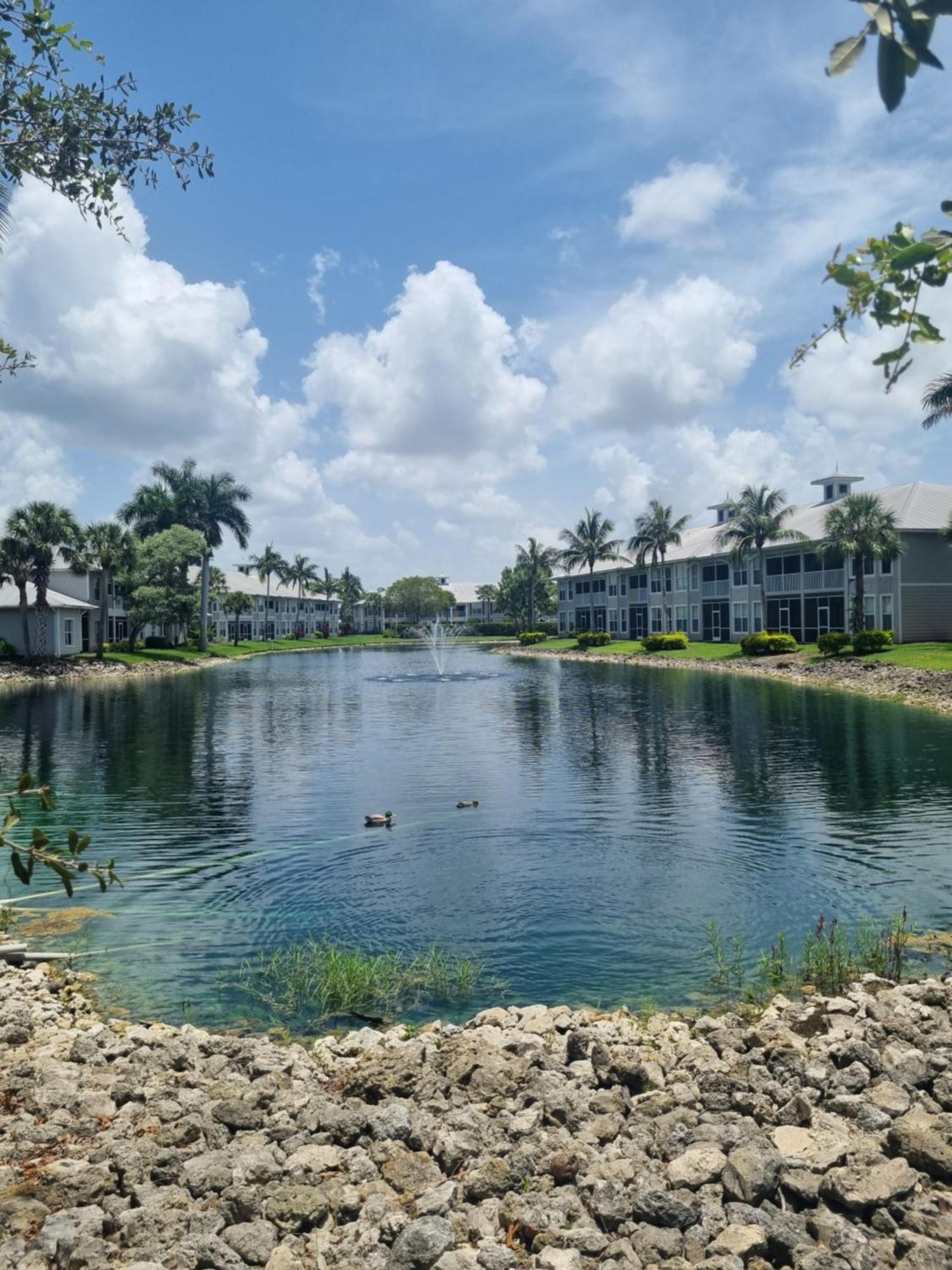 Stunning 2-Bedroom Plus Den Condo In Greenlinks Resort North North Naples Esterno foto