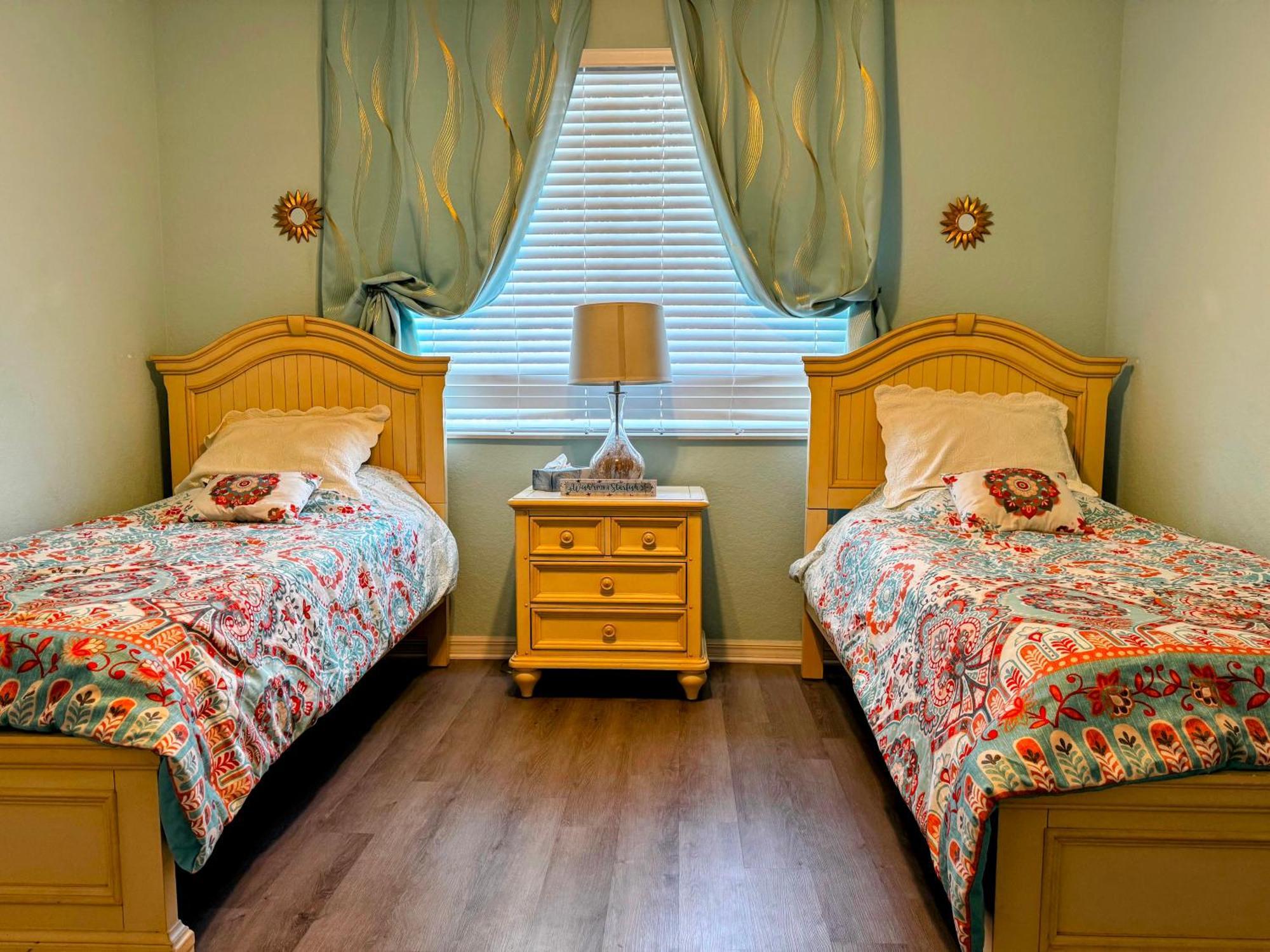 Stunning 2-Bedroom Plus Den Condo In Greenlinks Resort North North Naples Esterno foto